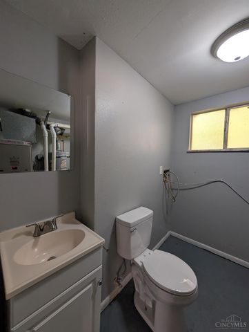 3427 Bighorn Court, Cincinnati, OH 45211