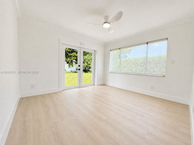 9602 NW 80th Place, Tamarac, FL 33321