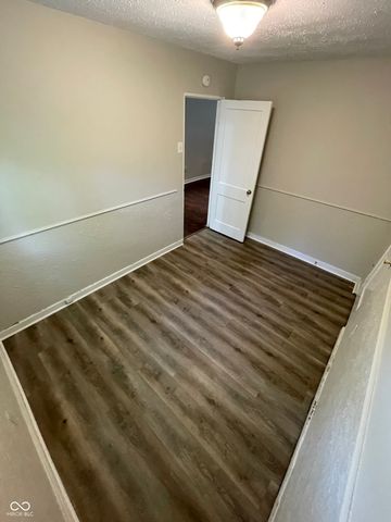 6267 E 24th Street, Indianapolis, IN 46219