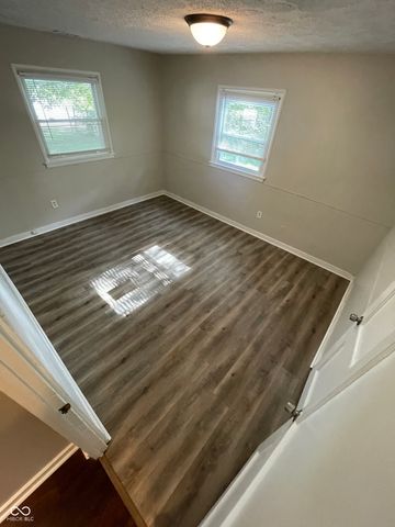 6267 E 24th Street, Indianapolis, IN 46219