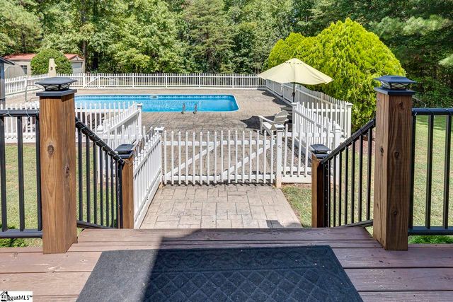 460 Dill Road, Landrum, SC 29356