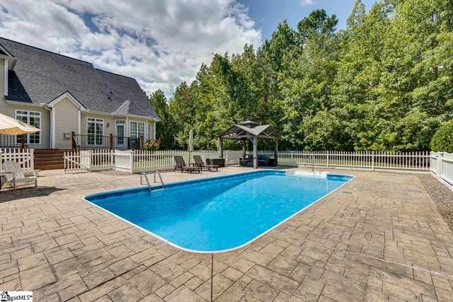 460 Dill Road, Landrum, SC 29356