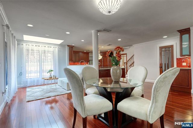 91 Chestnut Ridge Road, Saddle River, NJ 07458