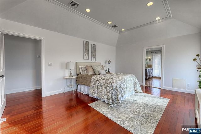 91 Chestnut Ridge Road, Saddle River, NJ 07458