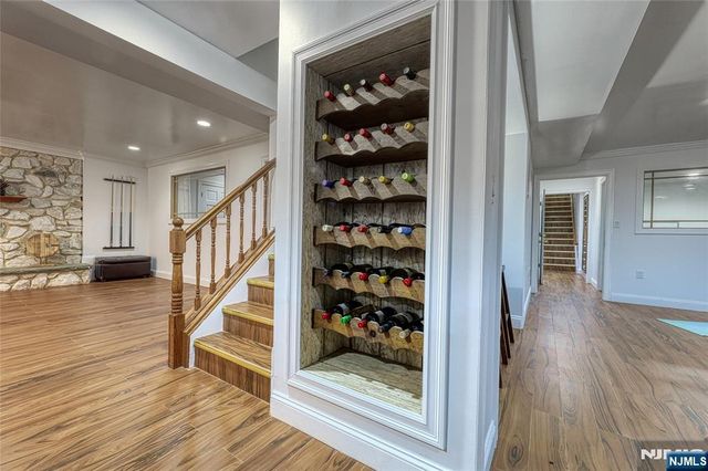 91 Chestnut Ridge Road, Saddle River, NJ 07458