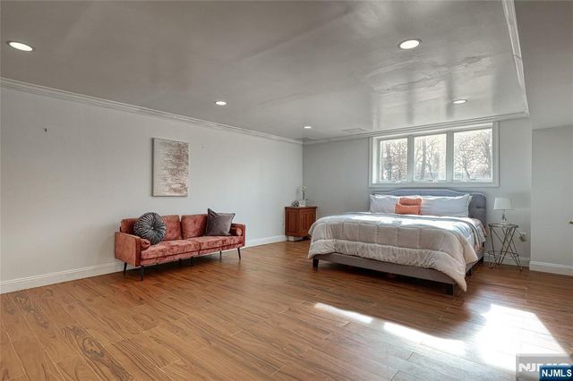 91 Chestnut Ridge Road, Saddle River, NJ 07458