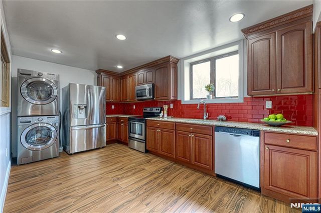 91 Chestnut Ridge Road, Saddle River, NJ 07458