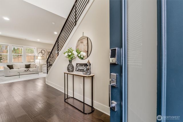 24509 NE 13th Place, Sammamish, WA 98074