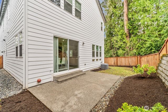 24509 NE 13th Place, Sammamish, WA 98074