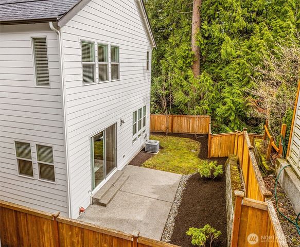 24509 NE 13th Place, Sammamish, WA 98074