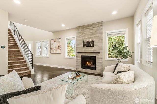 24509 NE 13th Place, Sammamish, WA 98074