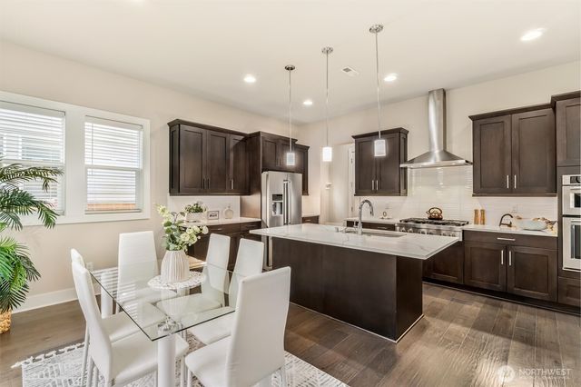 24509 NE 13th Place, Sammamish, WA 98074