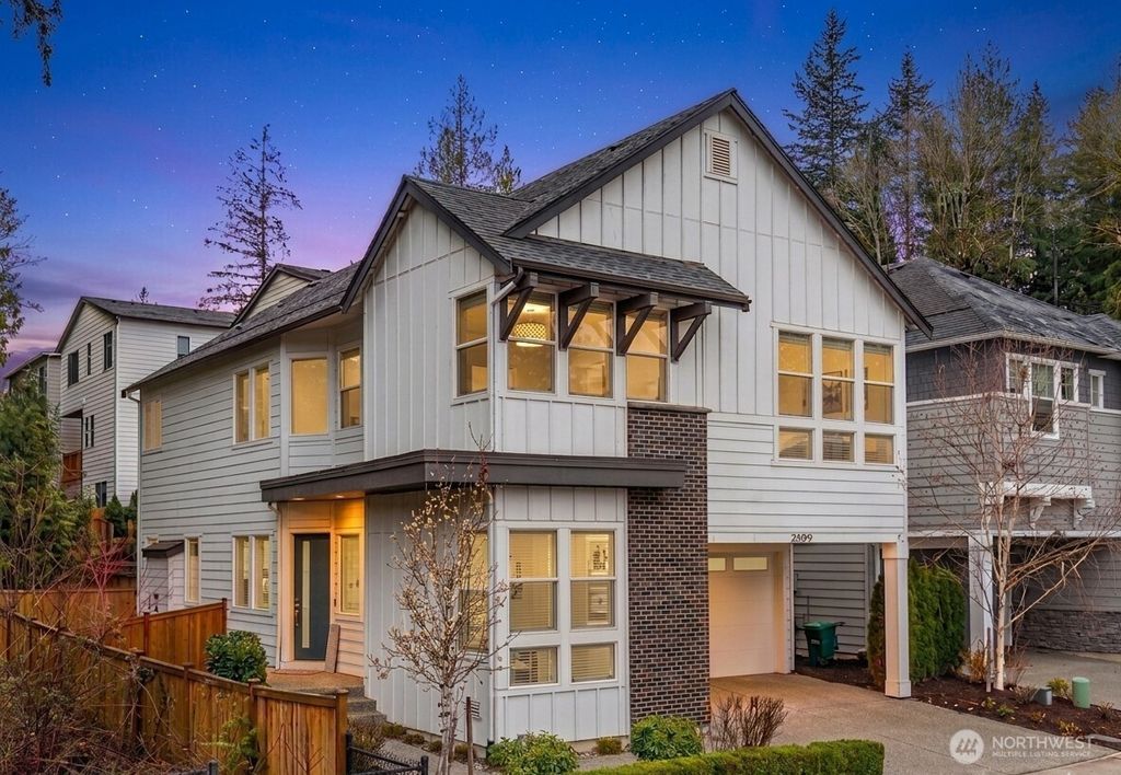 24509 NE 13th Place, Sammamish, WA 98074