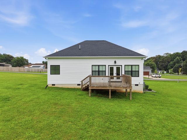 35 Monica St, Mcminnville, TN 37110