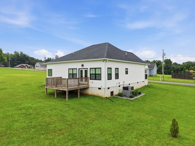 35 Monica St, Mcminnville, TN 37110