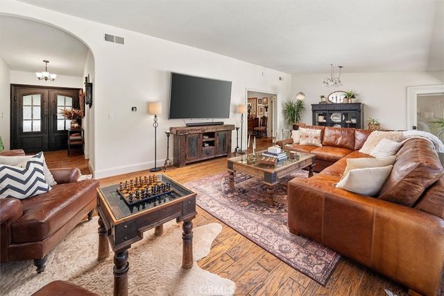 15737 Warm Springs, Canyon Country, CA 91387
