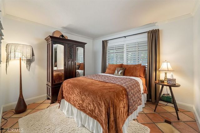 15737 Warm Springs, Canyon Country, CA 91387