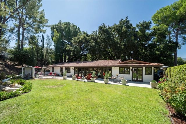 15737 Warm Springs, Canyon Country, CA 91387