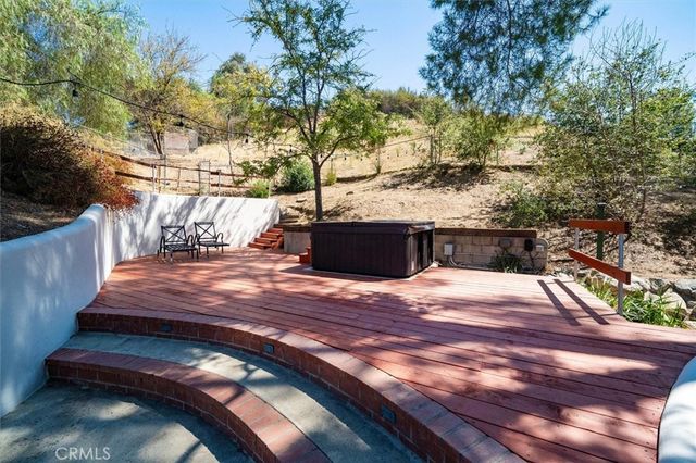 15737 Warm Springs, Canyon Country, CA 91387