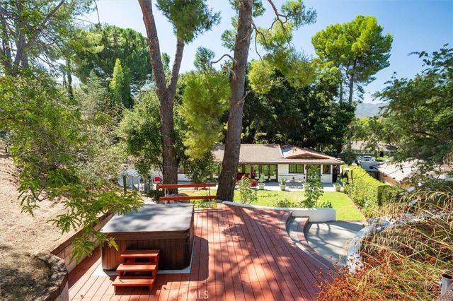 15737 Warm Springs, Canyon Country, CA 91387