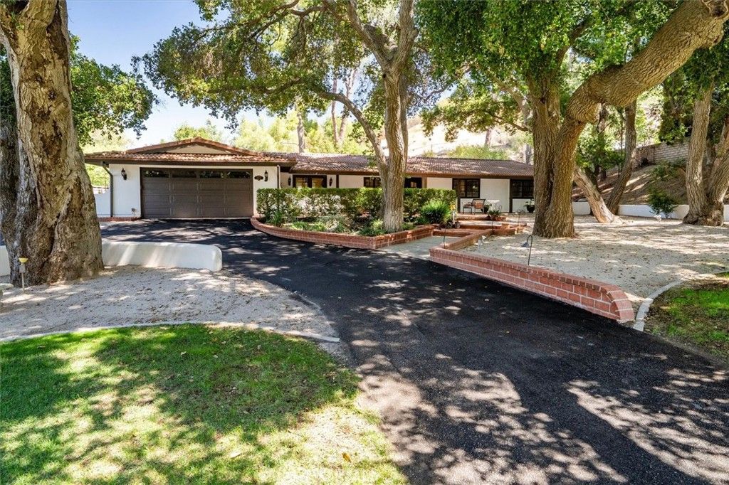 15737 Warm Springs, Canyon Country, CA 91387