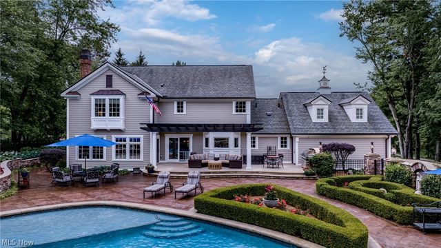 17221 Sagamore Road, Walton Hills, OH 44146