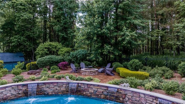 17221 Sagamore Road, Walton Hills, OH 44146