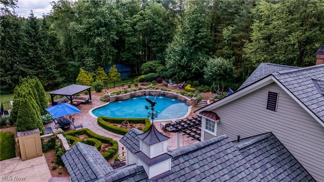 17221 Sagamore Road, Walton Hills, OH 44146
