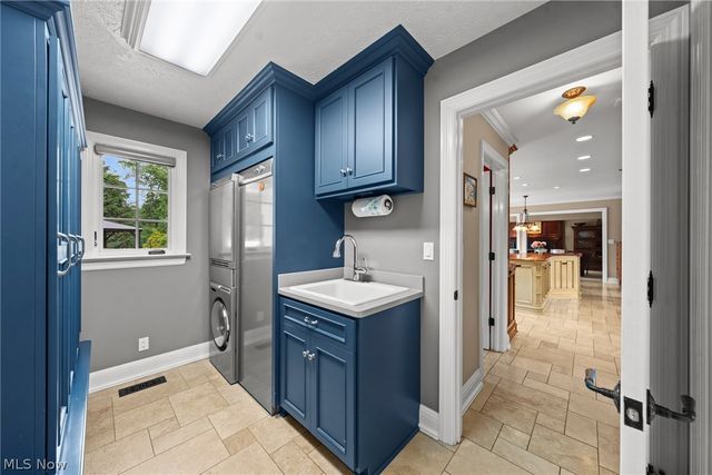 17221 Sagamore Road, Walton Hills, OH 44146
