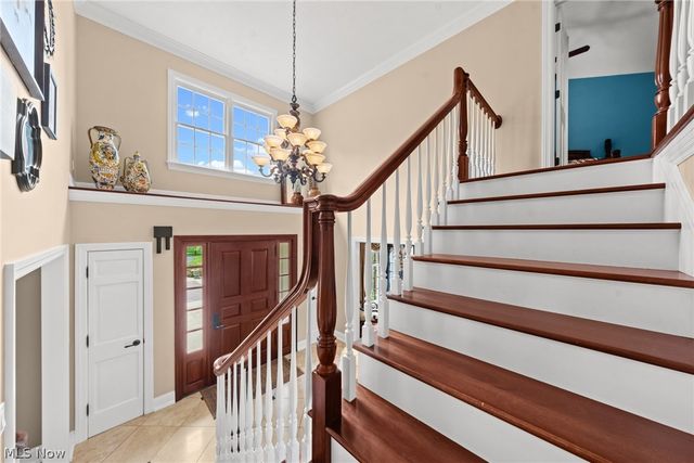 17221 Sagamore Road, Walton Hills, OH 44146