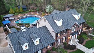 17221 Sagamore Road, Walton Hills, OH 44146