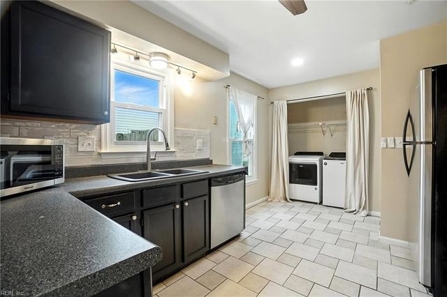 1025 Purrington CT, Virginia Beach, VA 23454