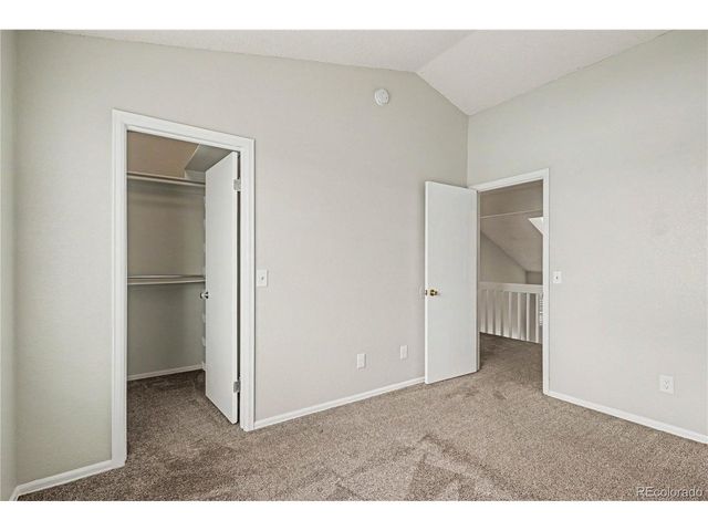 828 Summer Dr, Highlands Ranch, CO 80126