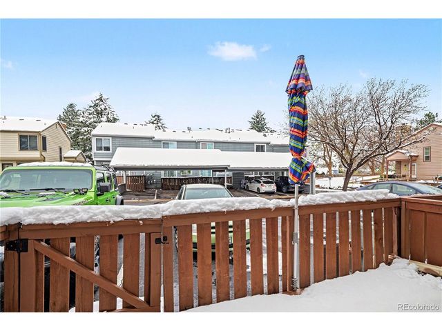 828 Summer Dr, Highlands Ranch, CO 80126