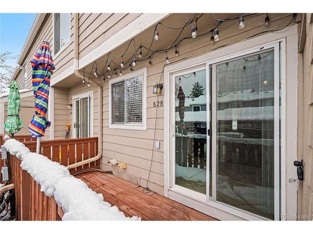 828 Summer Dr, Highlands Ranch, CO 80126