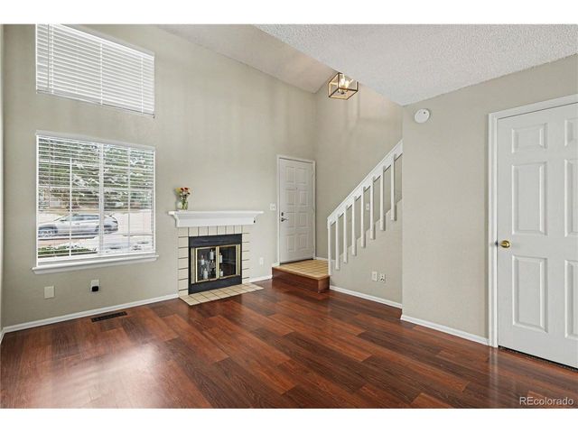 828 Summer Dr, Highlands Ranch, CO 80126