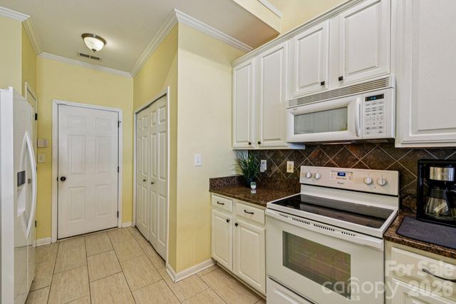 4700 Willow Glen Road, Harrisburg, NC 28075