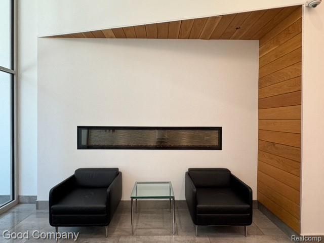 350 N Main Street 605, Royal Oak, MI 48067