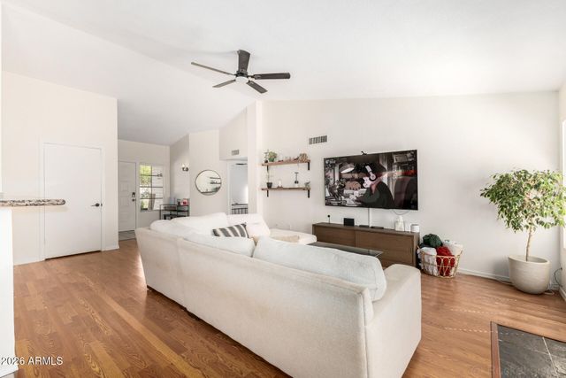 3123 W IRMA Lane, Phoenix, AZ 85027