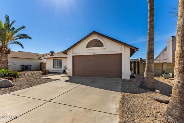 3123 W IRMA Lane, Phoenix, AZ 85027