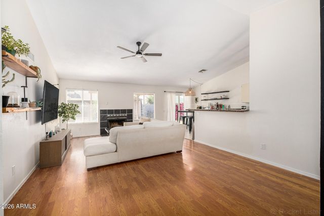 3123 W IRMA Lane, Phoenix, AZ 85027