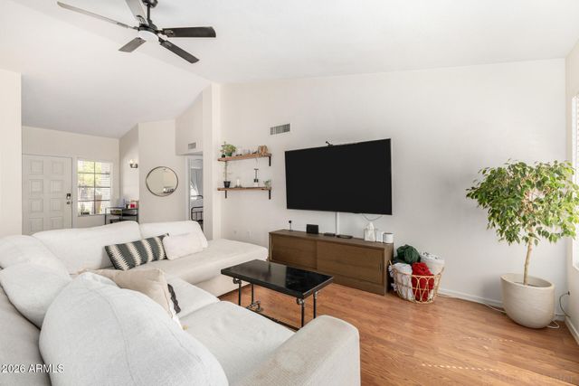 3123 W IRMA Lane, Phoenix, AZ 85027