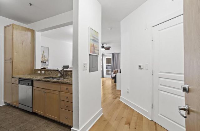 799 Hammond Drive 205, Sandy Springs, GA 30328