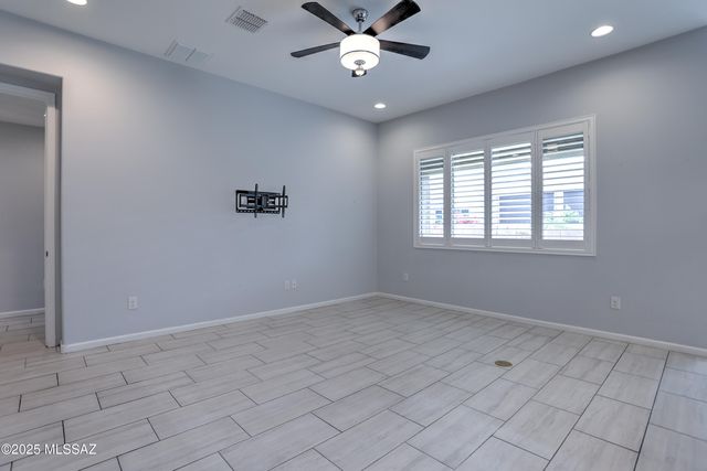 13213 Chiracahua Peak Drive, Oro Valley, AZ 85755