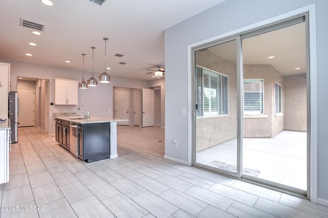 13213 Chiracahua Peak Drive, Oro Valley, AZ 85755