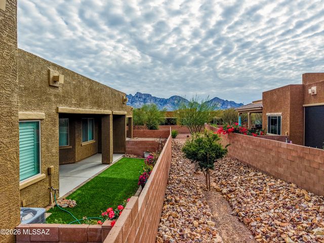 13213 Chiracahua Peak Drive, Oro Valley, AZ 85755