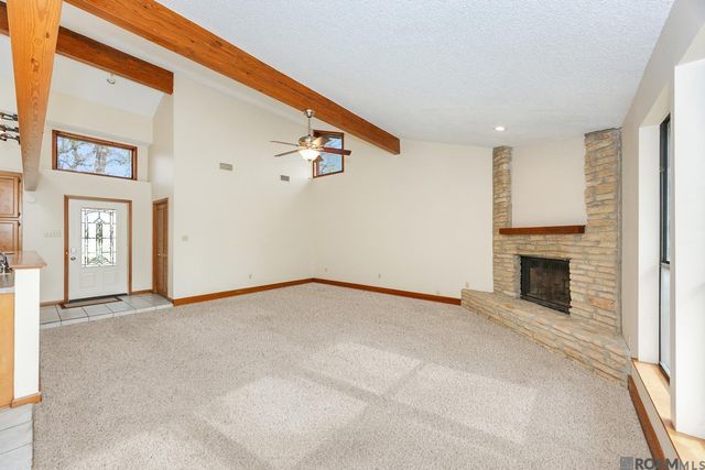 10453 Shadowlake Dr, Geismar, LA 70734