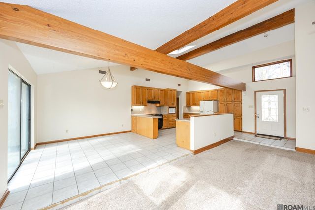 10453 Shadowlake Dr, Geismar, LA 70734