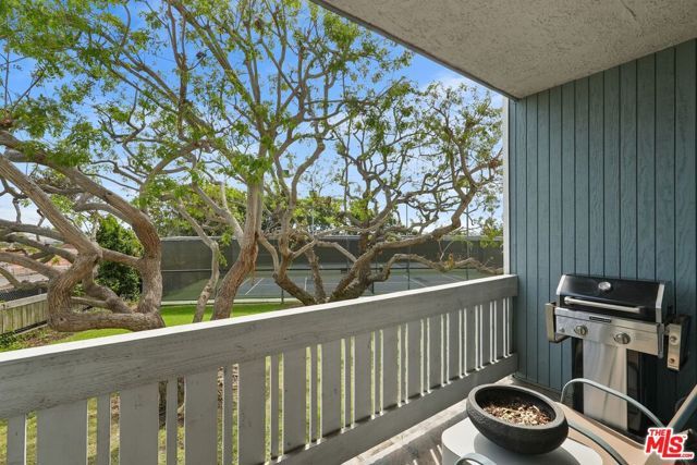 8160 Manitoba Street 113, Playa Del Rey (los Angeles), CA 90293