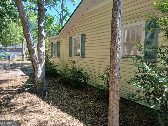 702 N CHURCH, Alma, GA 31510